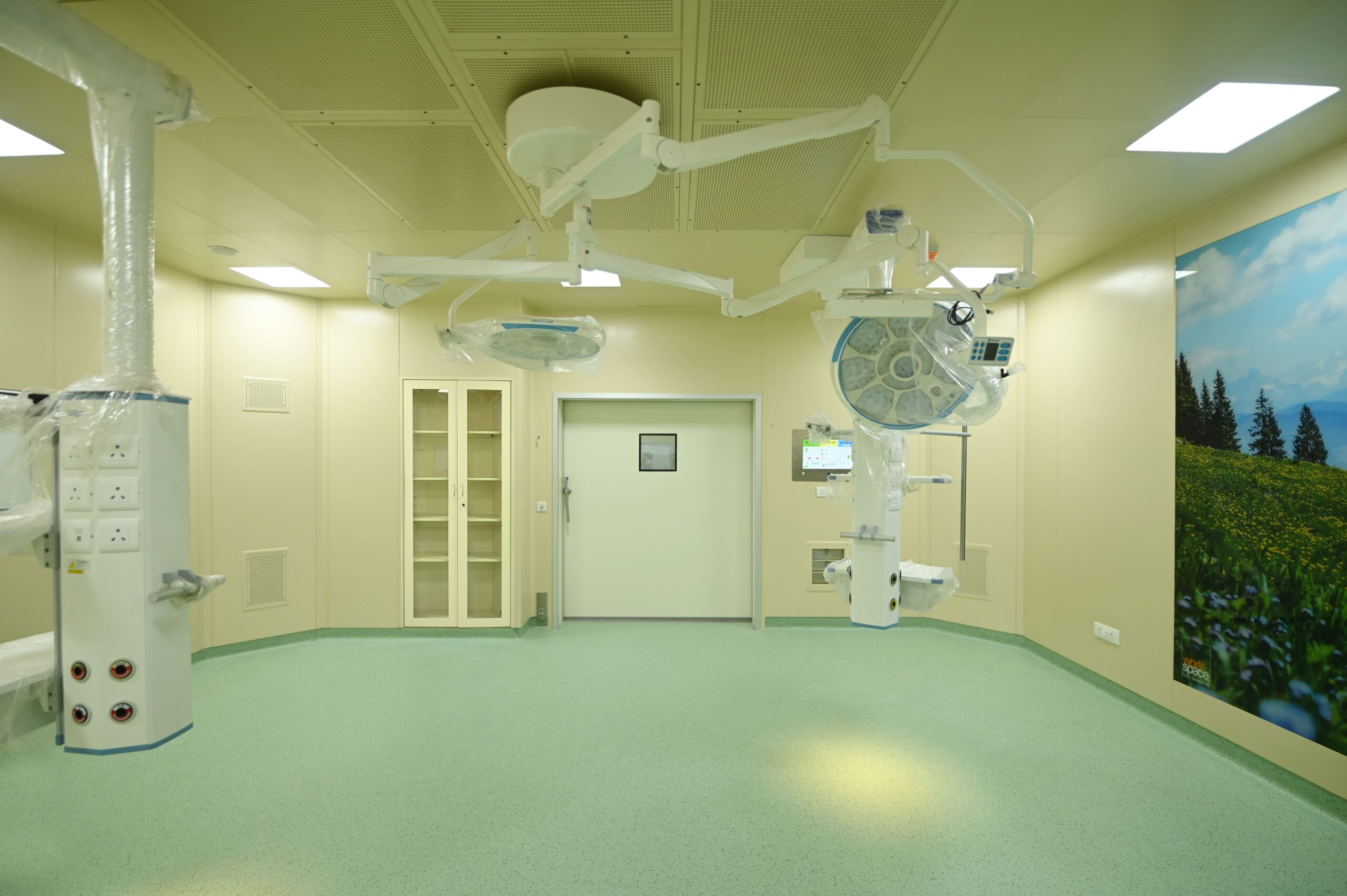 max hospital patparganj - 4